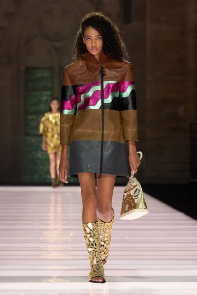 Look 20